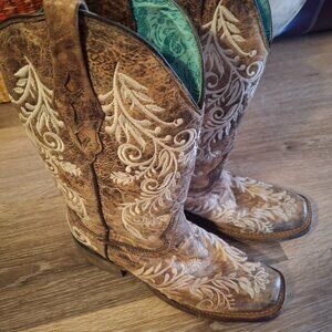 Ladies Corral boots